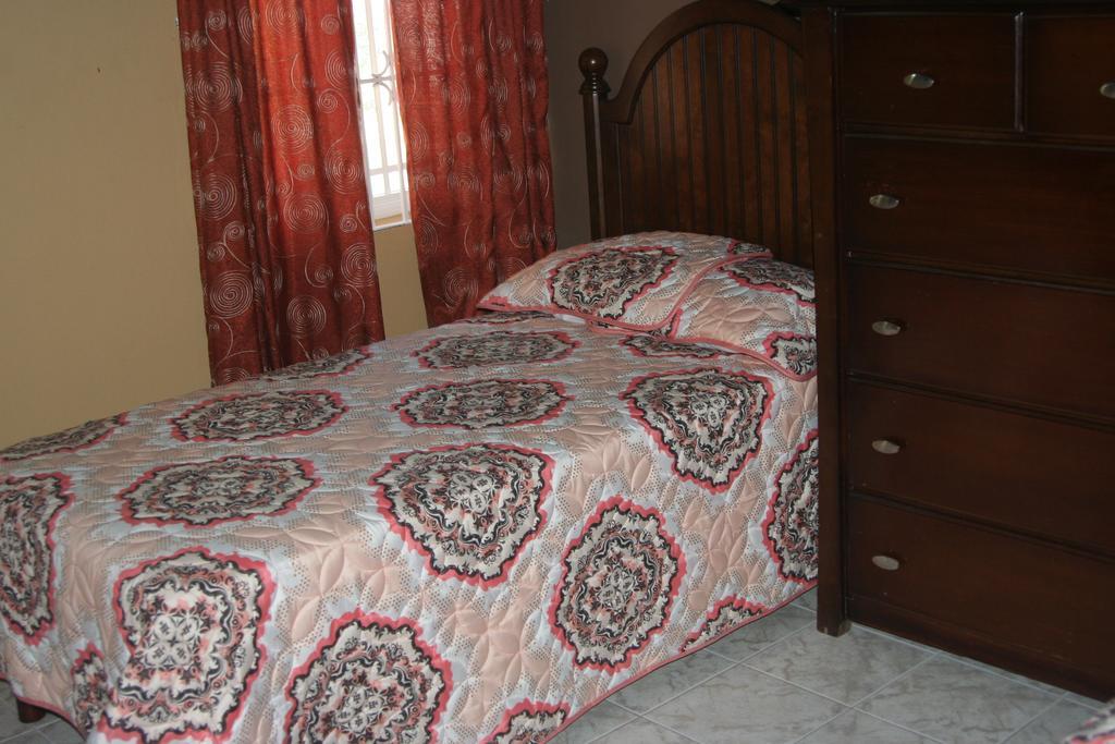 Cozy Apartment Kingston Bagian luar foto